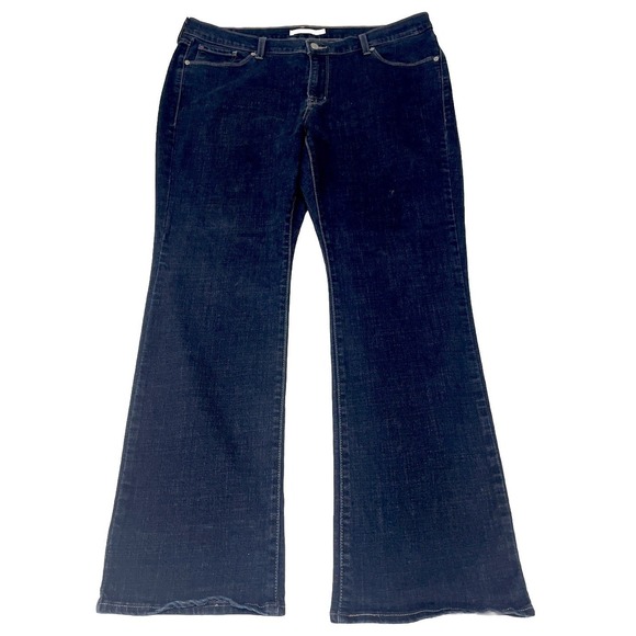 Levi's Classic Bootcut Dark Wash Jeans Mid Rise Women's Size 18W - Picture 7 of 14